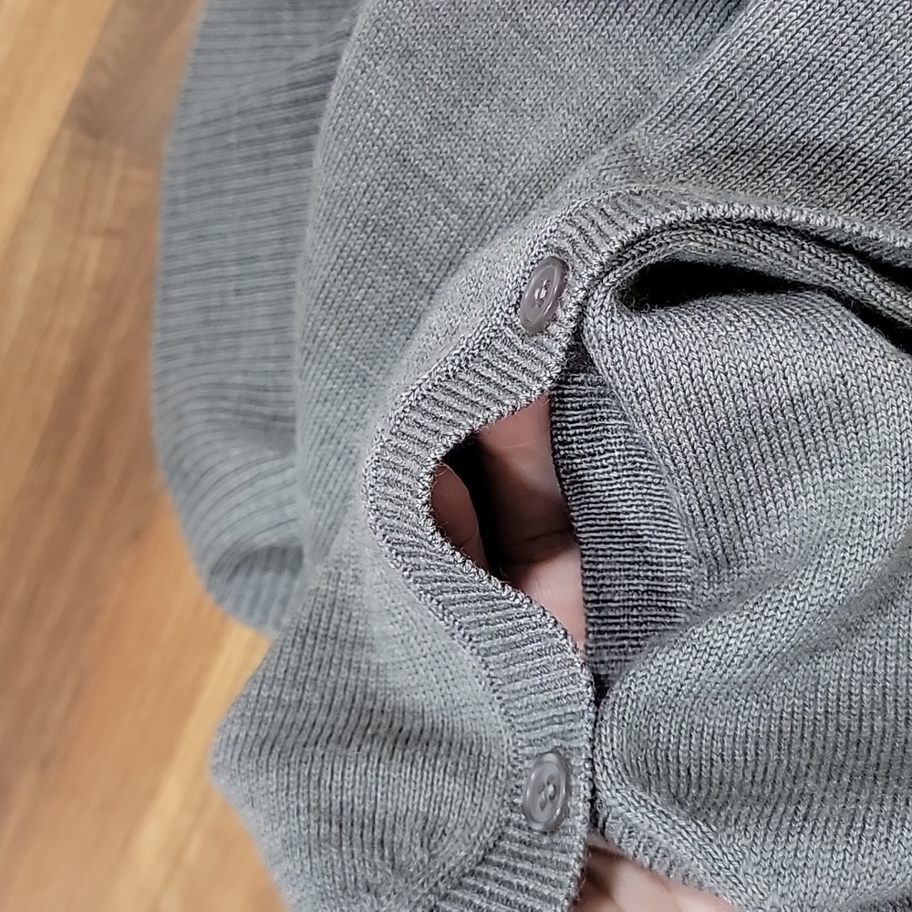 NWT The Limited Women's Sleeveless Sweater - Picture 10 of 11